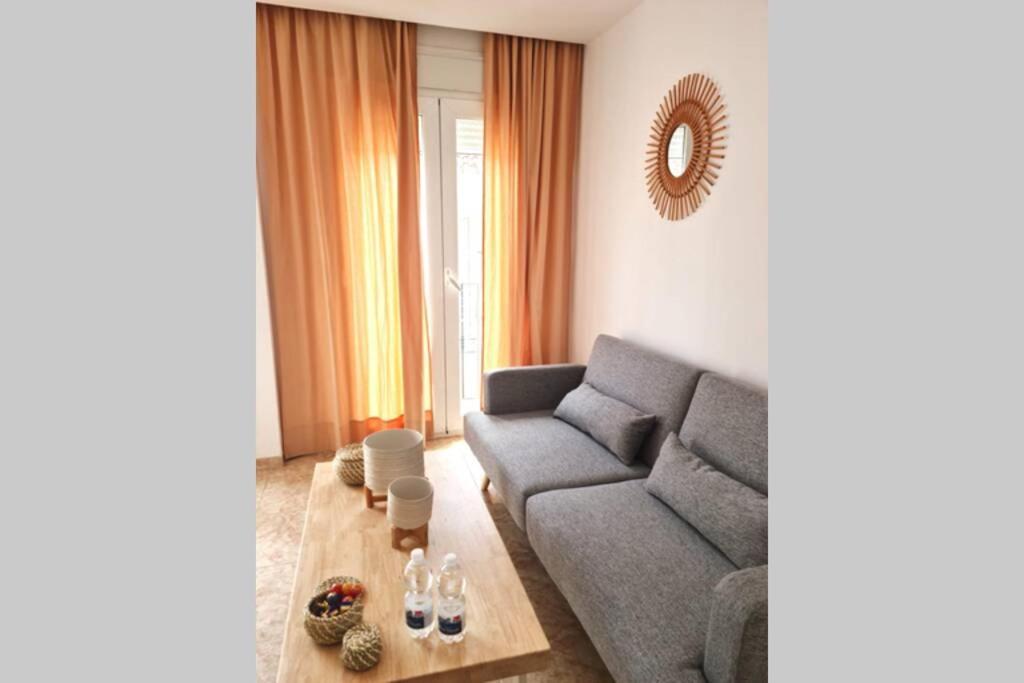 Calmahouse Carihuela Apartment Torremolinos Luaran gambar